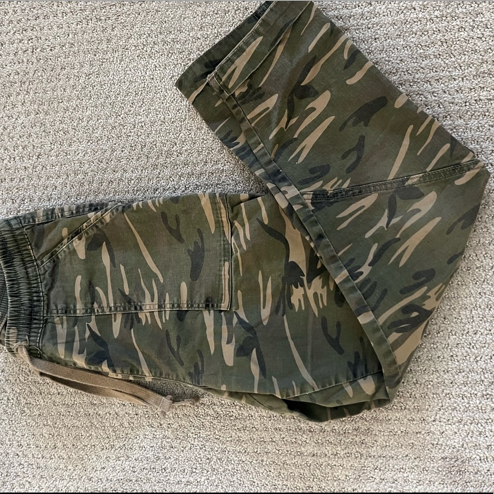 Cotton On camo joggers